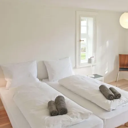 Old Shipman's House Comfortable Дом отдыха