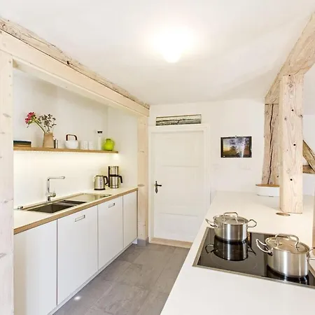 Holiday home Old Shipman's House Comfortable Wieck